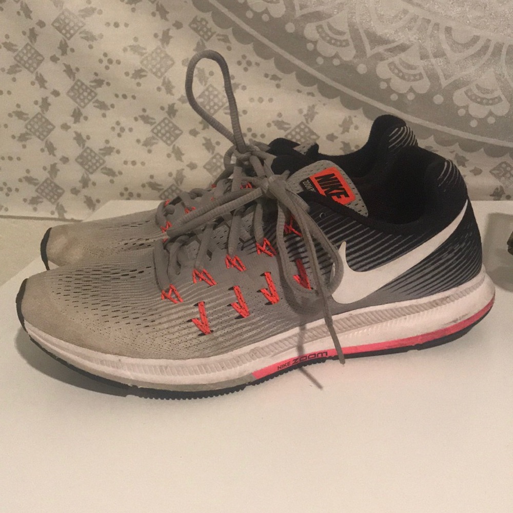 Nike Women’s Zoom Size 10